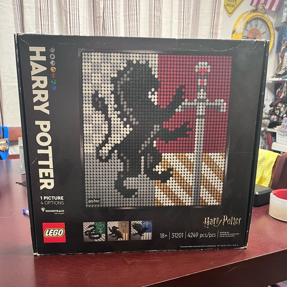 Harry Potter Lego Box (no legos included)